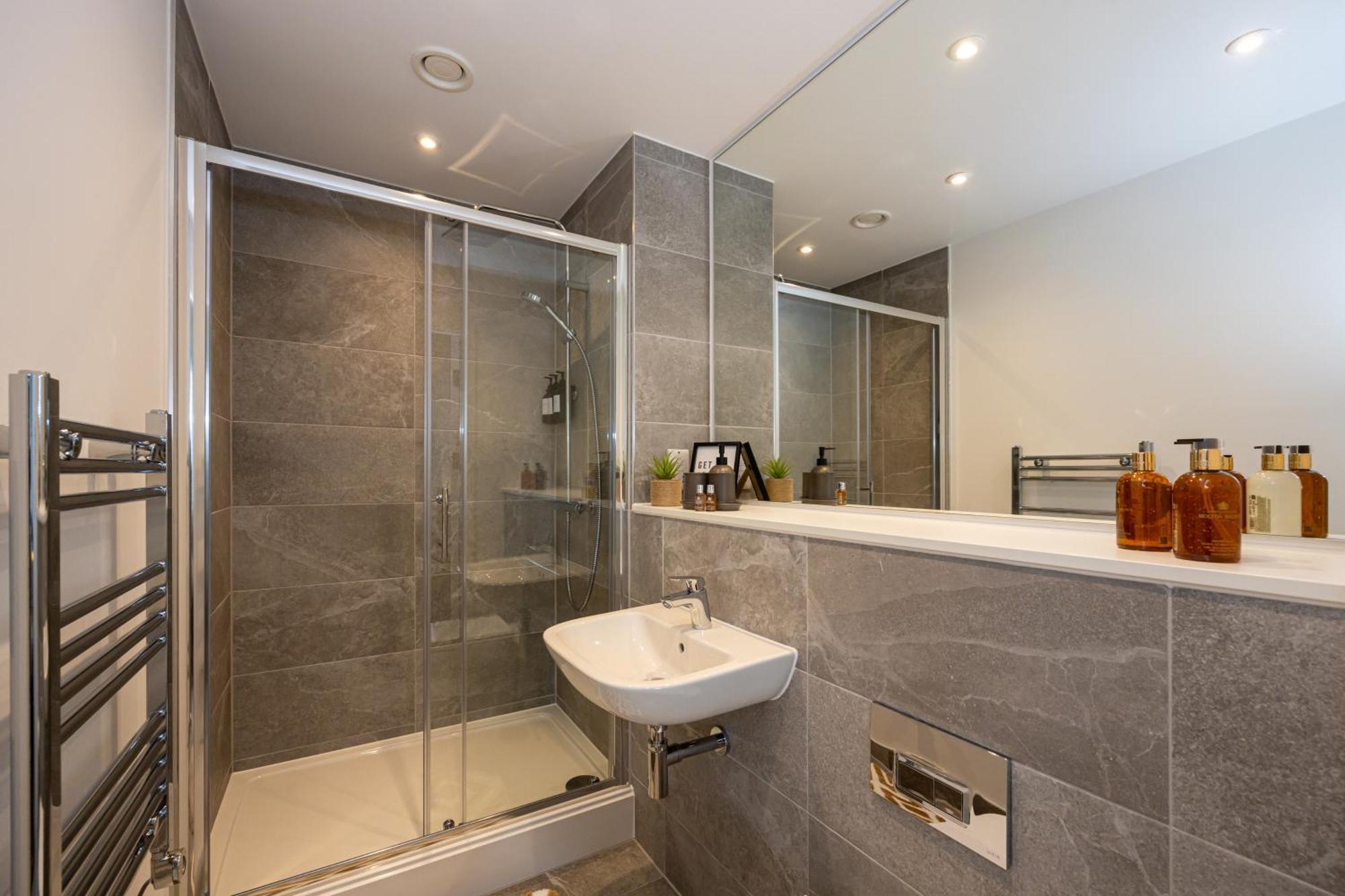 Royal Ebony By Asquare Lettings Διαμέρισμα Μάντσεστερ Εξωτερικό φωτογραφία